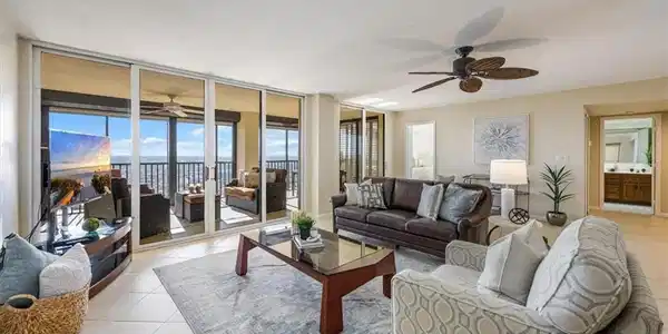 5601 Turtle Bay DR