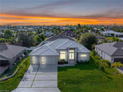 512 NW 35th PL