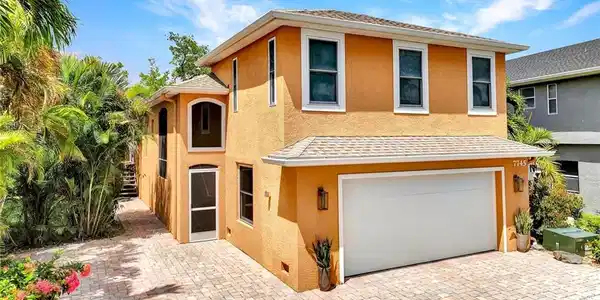 7745 Victoria Cove CT