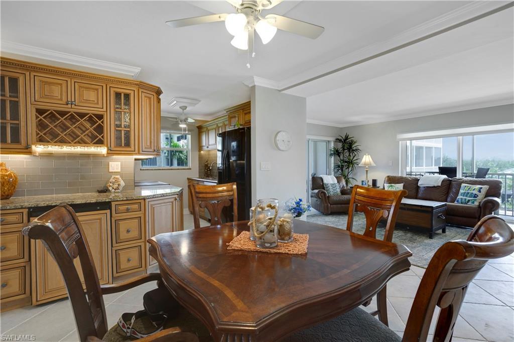 Image 2: Abundance of natural light through the many windows in this corner unit.