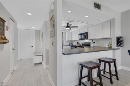 4586 Trawler CT