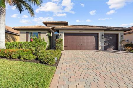 8712 Westwood Oaks PL