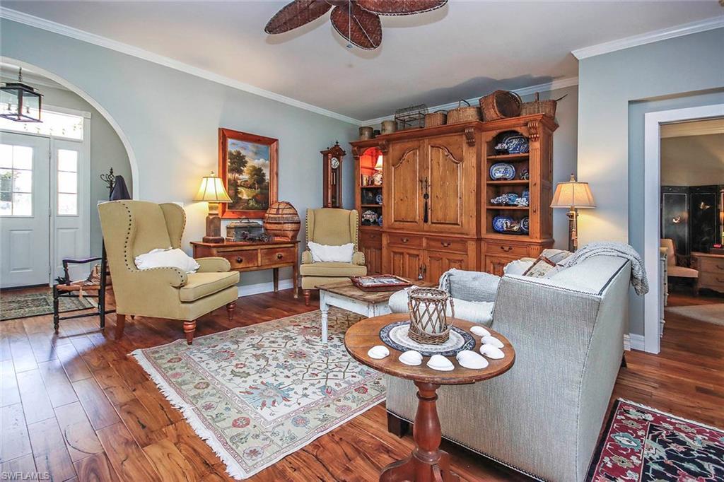 Image 4: Living_Room