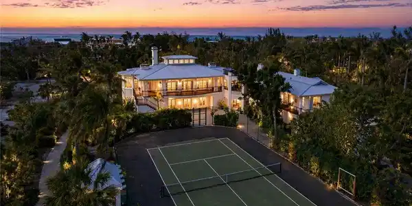 16475/95 Captiva DR