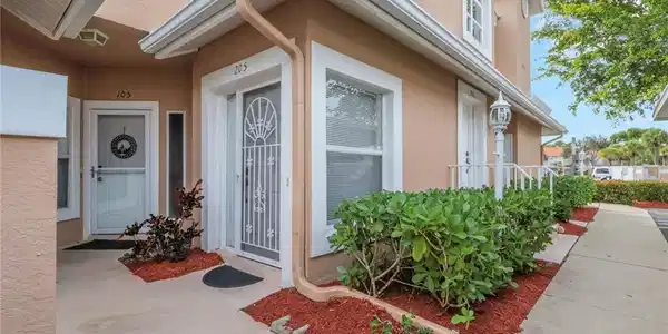 3941 Leeward Passage CT