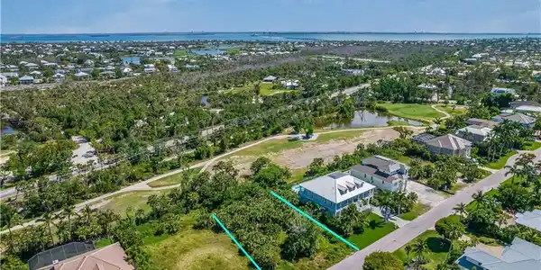 1340 Eagle Run DR