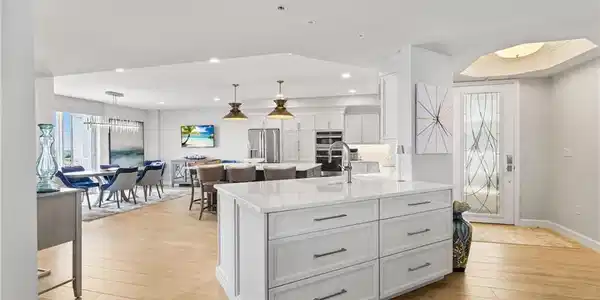 14250 Royal Harbour CT