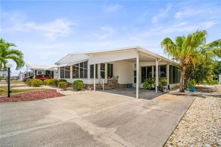9853 Sugarberry WAY