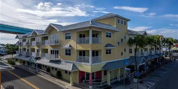 450 Old San Carlos BLVD SW