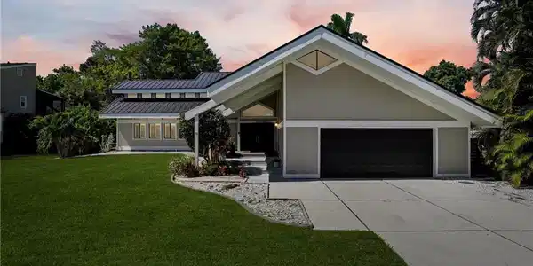 330 Prather DR