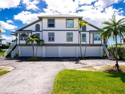1653 Sand Castle RD