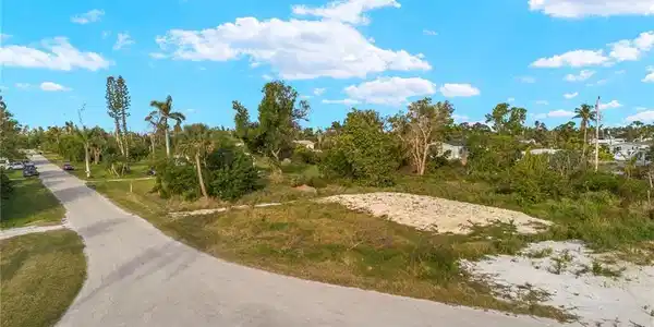 Image 3: View of home's community