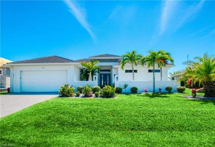 2212 SW 47th TER