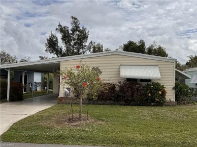 350 Shoreland DR