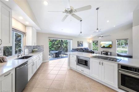 940 Sycamore CT