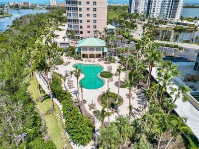 4182 Bay Beach