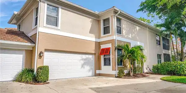 929 Carrick Bend CIR
