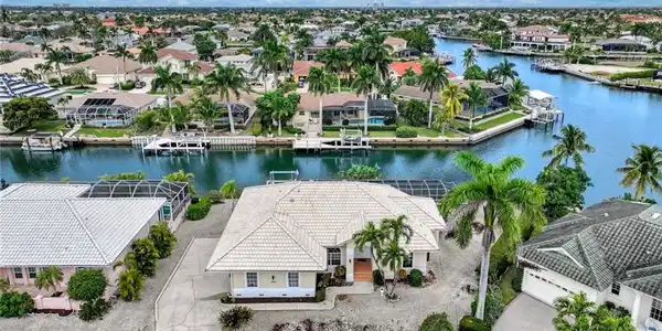 1680 Orleans CT