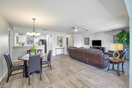 4283 Island CIR