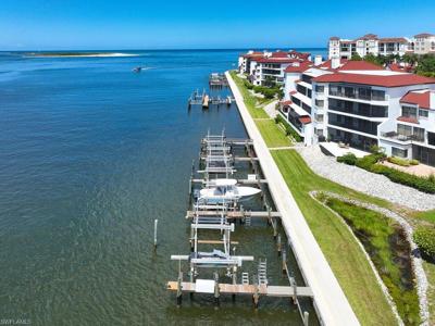 324 La Peninsula BLVD