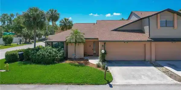 11651 Pointe Circle DR