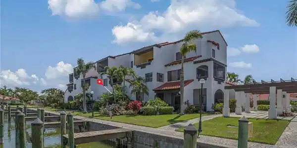 15110 Ports Of Iona DR