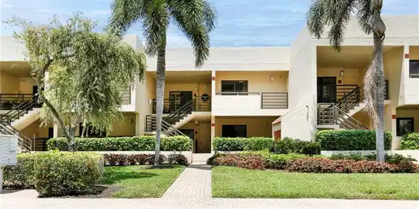 6320 Pelican Bay BLVD