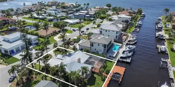 813 Cape View DR
