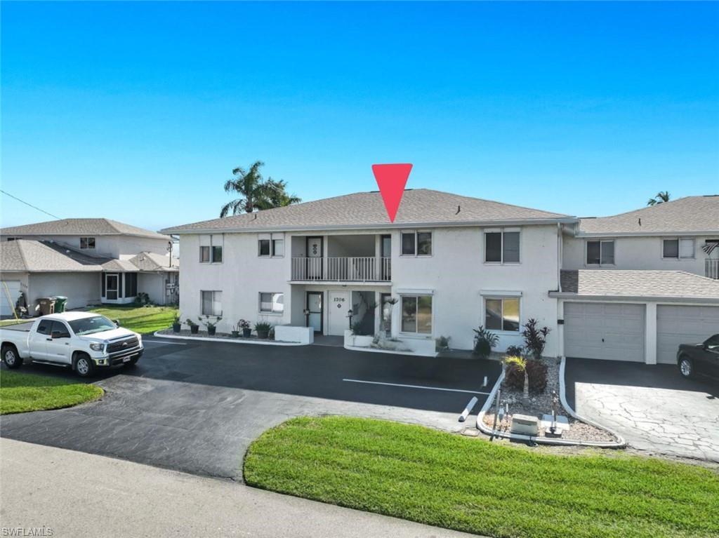 Image 2: Front of Condo Building