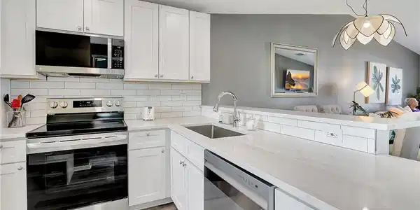 691 W Elkcam CIR