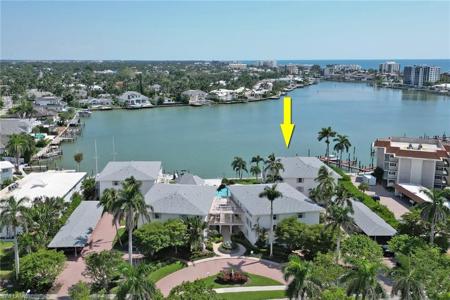 322 Harbour DR