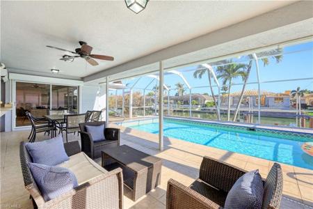 1153 Breakwater
