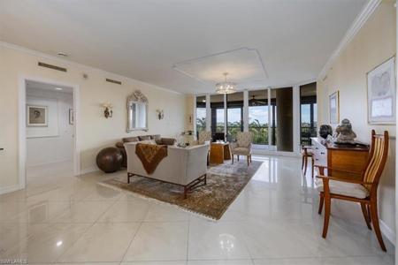 7575 Pelican Bay BLVD