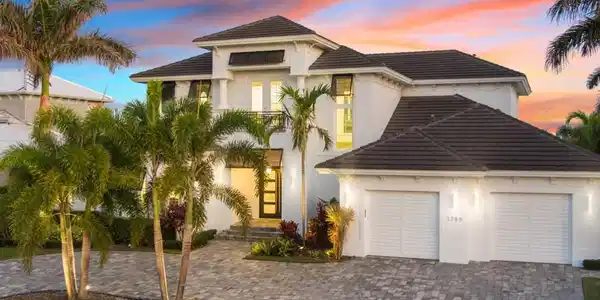 1285 Martinique CT