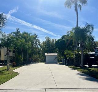 1678 Diamond Lake CIR