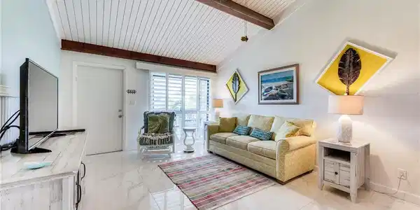 1250 Tennisplace CT