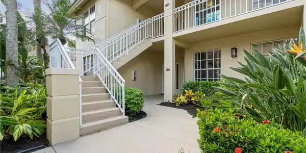 4161 Sawgrass Point DR