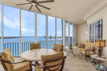 4137 Bay Beach LN