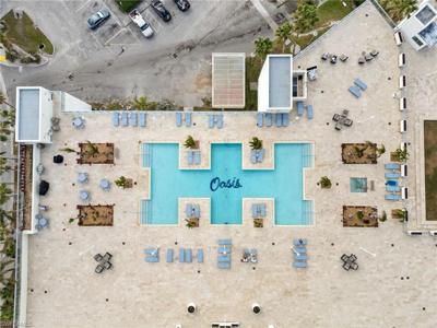 3000 Oasis Grand BLVD