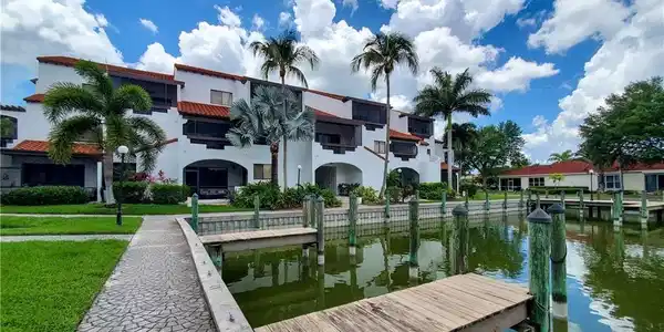 15120 Ports Of Iona DR