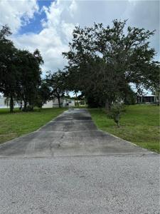 19 Twin Palms DR