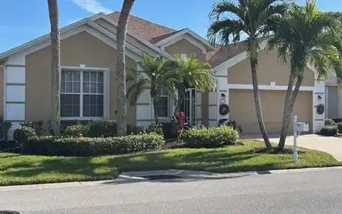 9214 Palm Island CIR