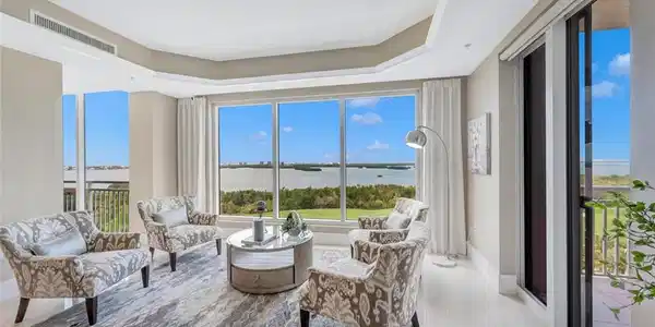 4951 Bonita Bay BLVD