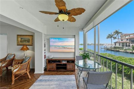 1100 Little Neck CT
