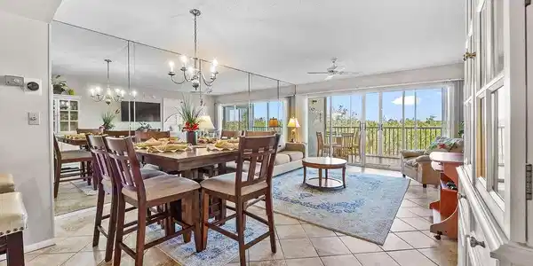 200 Stevens Landing DR