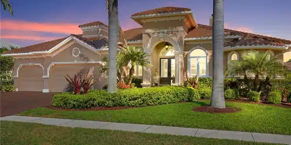 375 Capistrano CT