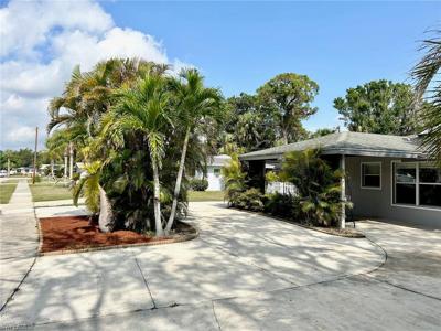 4562 Tennyson DR