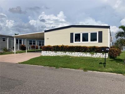 340 Shoreland