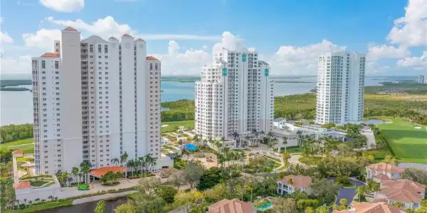 4951 Bonita Bay BLVD