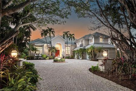 1570 GALLEON DR
